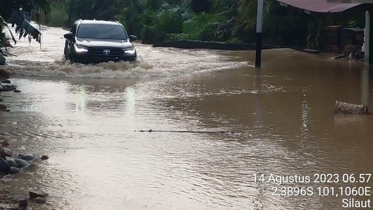 Meski telah Surut, BPBD Kabupaten Pesisir Selatan Tetap Siaga Banjir